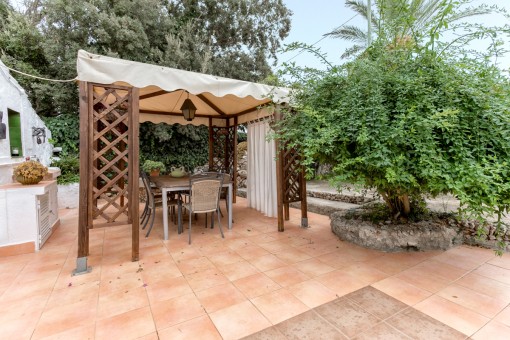 Exterior dining area